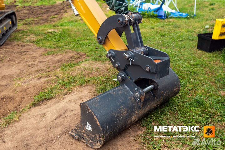 Быстросъемное устройство для мини-экскаватора