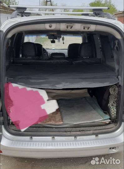 Шторка-полка багажника LADA Largus