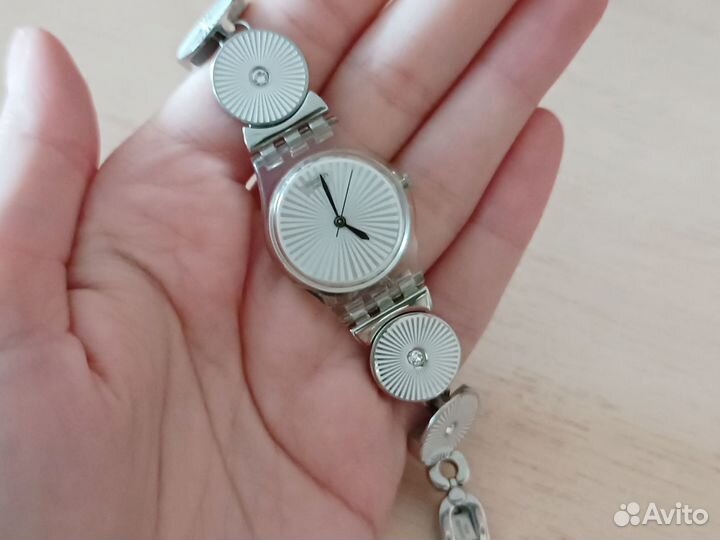 Часы Swatch на тонкую руку