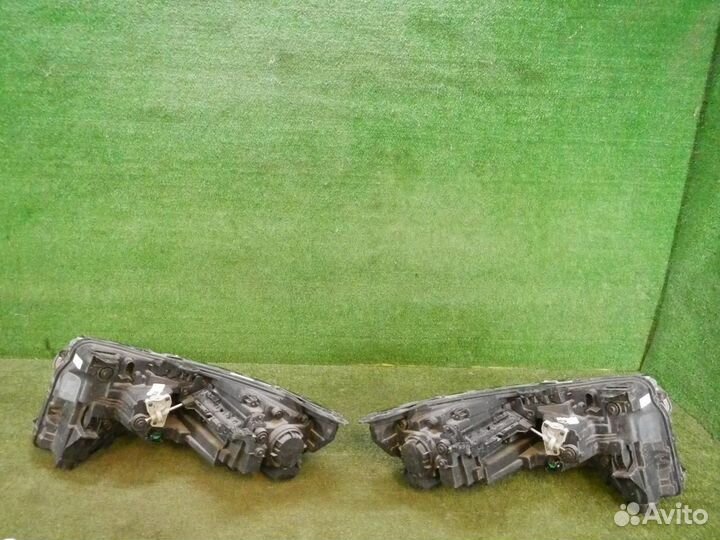 Фара передняя (комплект) Kia Carnival