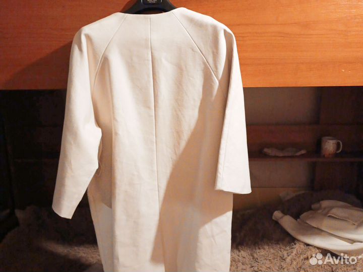 Пальто женское демисезонное 46