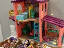 Кукольный дом с 6 куклами и их питомцами