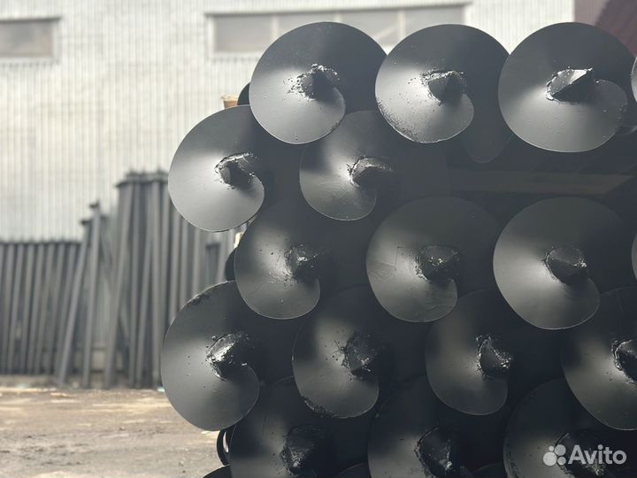 Винтовые сваи с монтажом