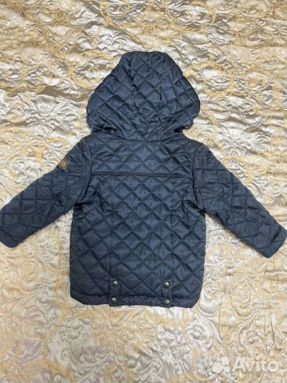 Куртка удобная на осень на мальчика 86