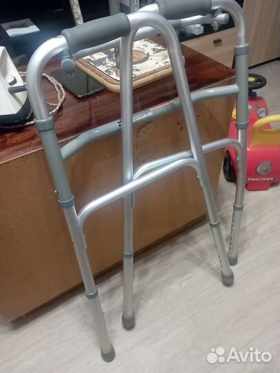 Ходунки для взрослых