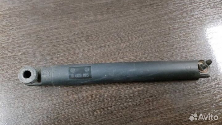 Амортизатор крышки багажника Bmw X5 E53 M62 4.6IS