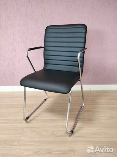 Кресло (стул) посетителя Таsк с доставкой