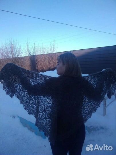 Косынка из козьего пуха