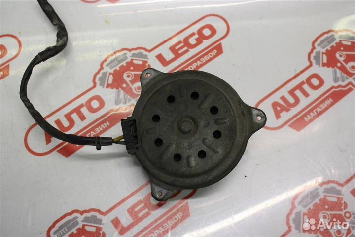 Двигатель вентилятора охлаждения Audi A6 4A/C4