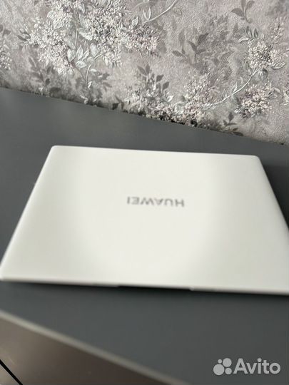 Ноутбук huawei matebook x pro