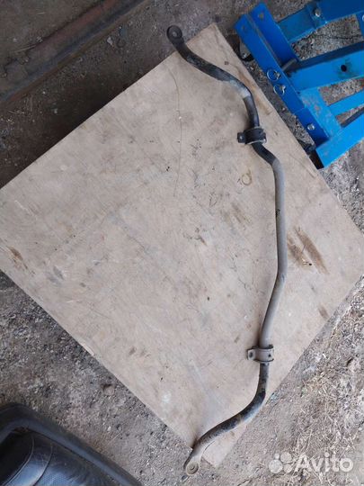 Передний стабилизатор Мицубиси лансер 9 1.6 4g18