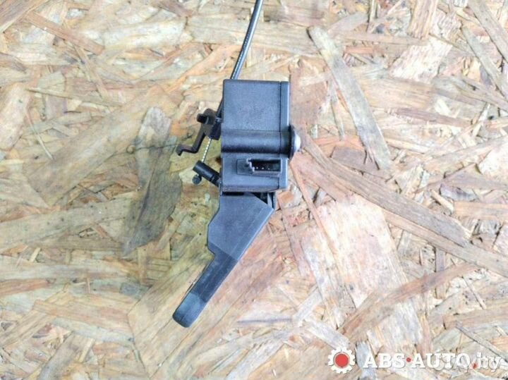 Замок багажника BMW 7 E65/E66/E67 2004