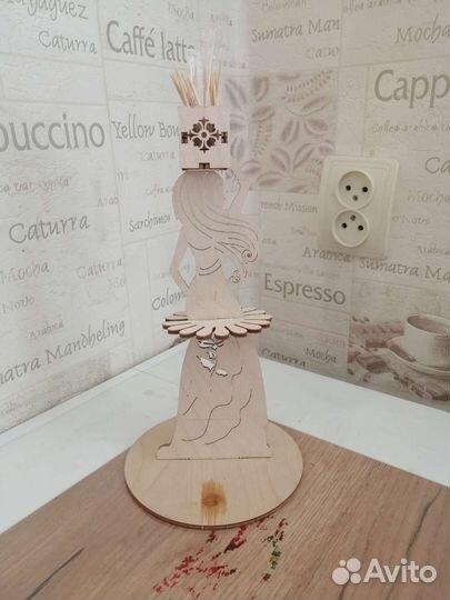 Салфетница деревянная