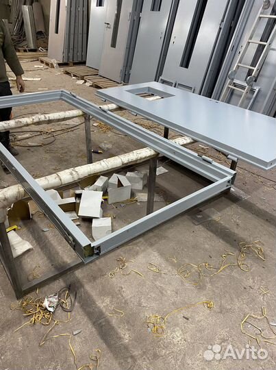 Двери тамбурные, подъездные