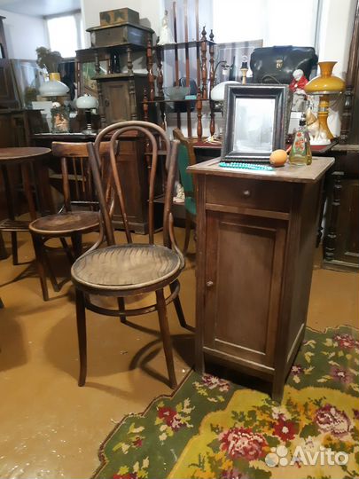 Тумбочка довоенка антикварная тумба