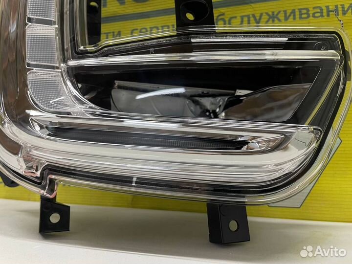 Дхо с противотуманной фарой правая Renault Kaptur