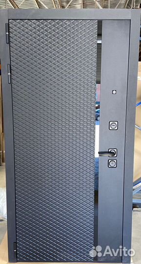 Дверь с Зеркалом