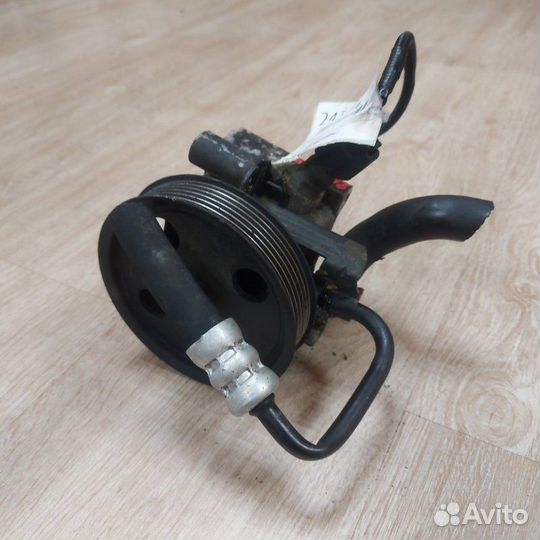 Насос гур Ford Focus hwda 2004-2011