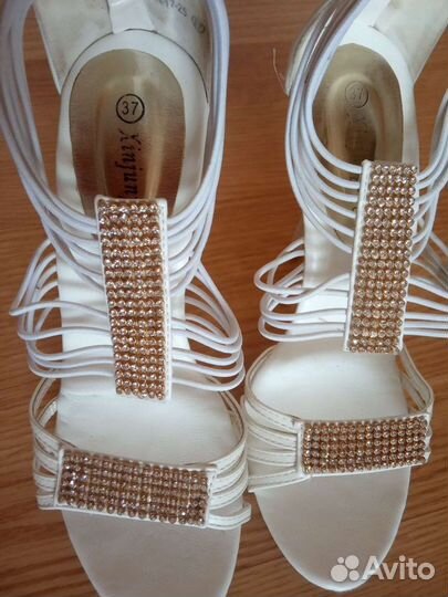 Босоножки женские 37 размер