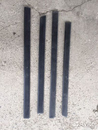 Молдинги дверей VW Sharan