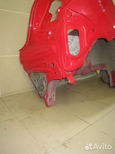 Крыло заднее правое Toyota Yaris P13 2015