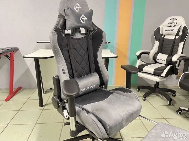 Компьютерное игровое кресло геймерское с массажем