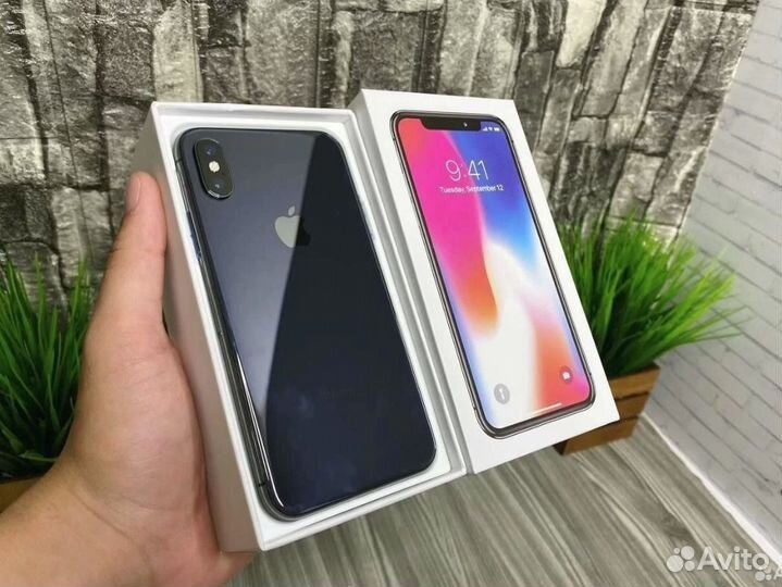 iPhone X, 64 ГБ