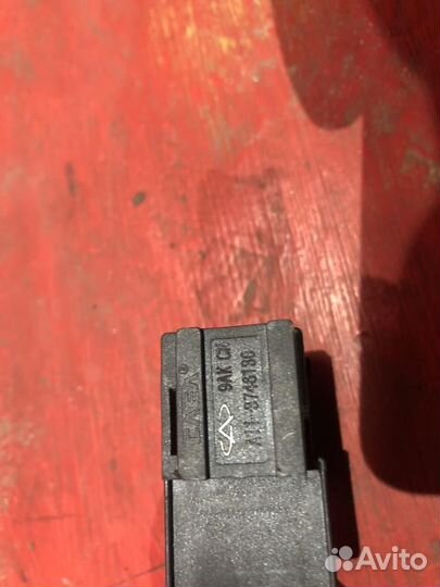 Чери Амулет кнопка электростеклоподъемника эсп