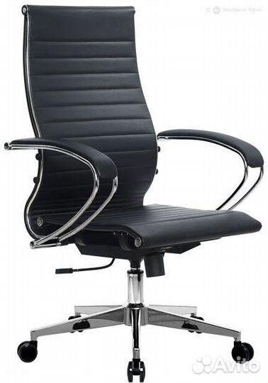 Кресло для руководителя Метта комплект 10, основан
