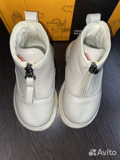 Ботинки демисезонные для девочки 22