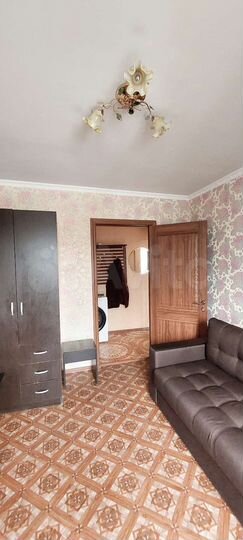 2-к. квартира, 49 м², 4/9 эт.