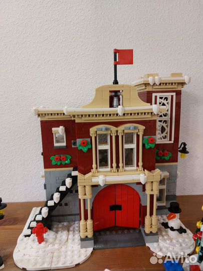 Lego 10263 Пожарная часть в зимней деревне