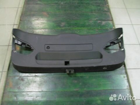Обшивка двери багажника Audi Q3 2012