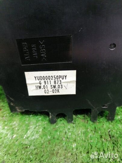 Кнопка стеклоподъемника передняя правая Land Rover