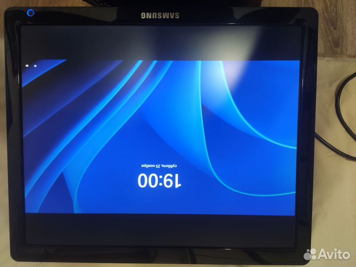 Монитор Samsung 961BF 19 дюймов