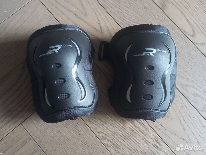 Наколенники для роликов