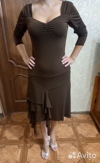 Платье вечернее нарядное