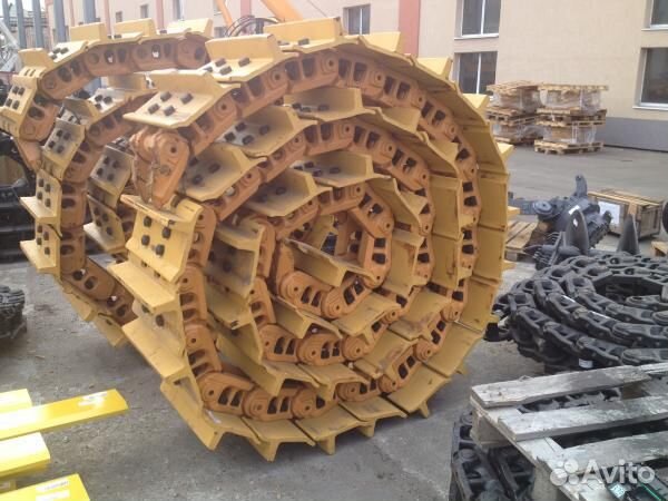 Гусеница бульдозера Komatsu D275-A5