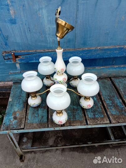 Люстра подвесная потолочная