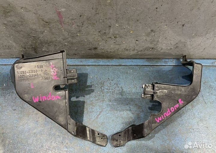 Дефлекторы радиатора Toyota Windom V30