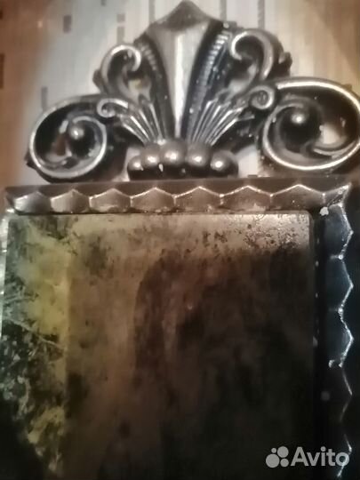 Зеркало настенное и бра