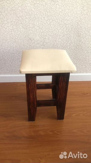 Табурет в идеальном состоянии