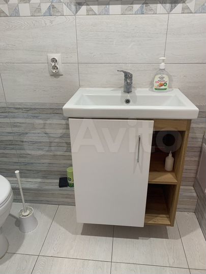 1-к. квартира, 42 м², 1/5 эт.