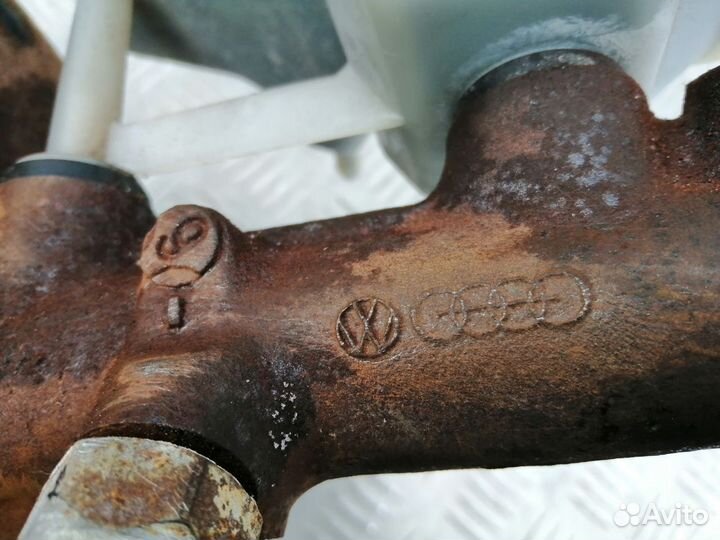 Вут в сборе с гтц Volkswagen Transporter T3 1.6