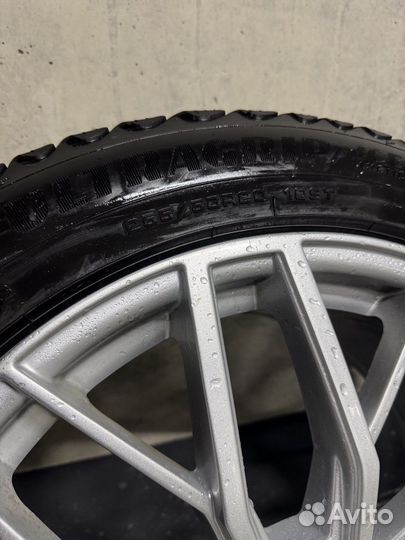 Goodyear UltraGrip 225/50 R20