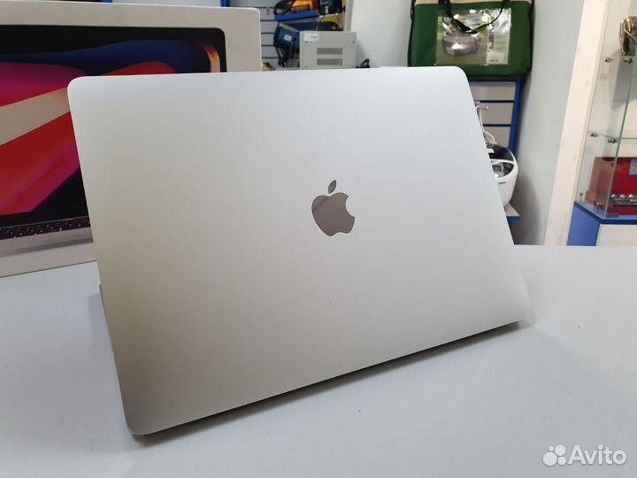 Macbook pro 13 M1 16/256gb id133020