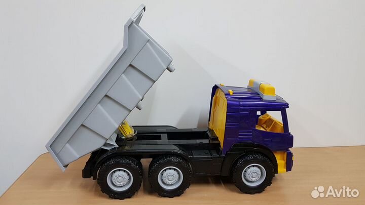 Игрушка Нордпласт Самосвал Гранд (новая)