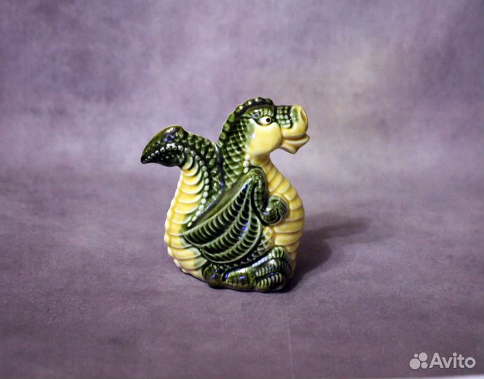 Дракон фигурка