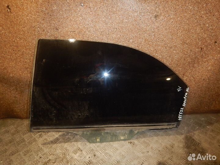 Стекло двери задней левой, KIA (Киа) -spectra (01)