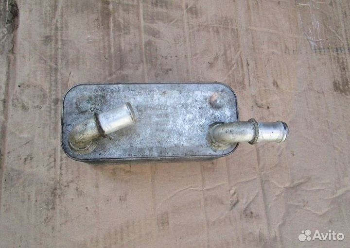 Радиатор масляный Saab 9-3 2 2006 12786260